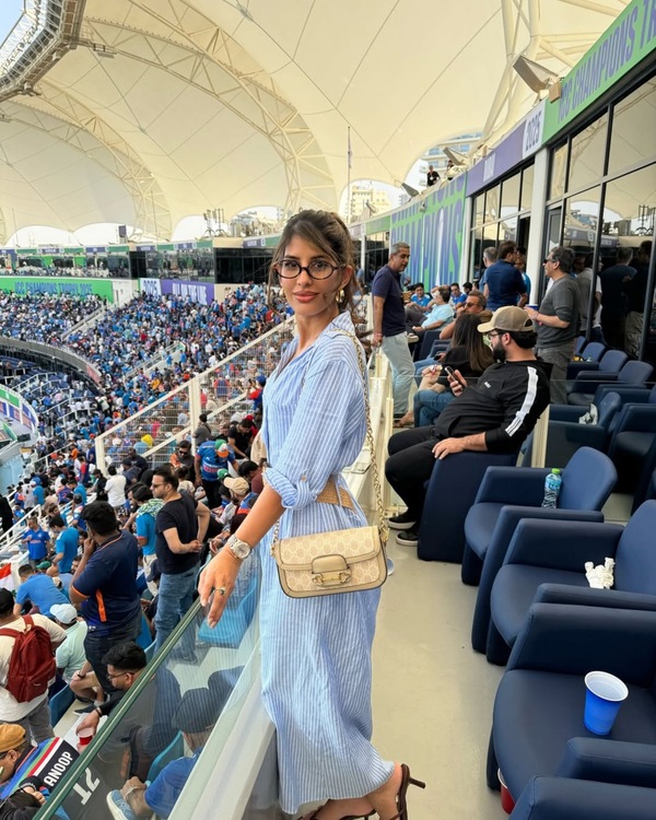 Jasmin Walia watching the ICC Champions Trophy final. Image | Jasmin Walia/Instagram