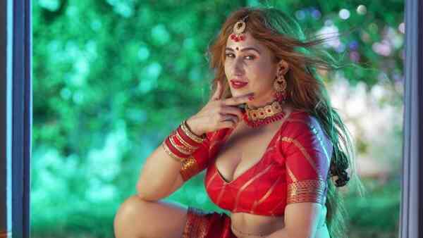 Maataraani Mounamidhi: Jaspreet Kaur dances like there’s no tomorrow in this peppy number in Suku Purvaj’s next