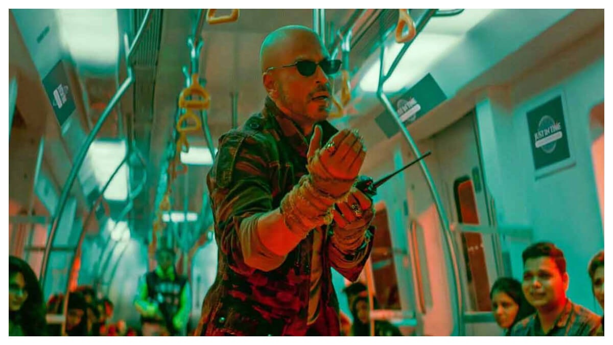 Just Shah Rukh Khan things: Superstar delivers the Jawan train scene, consisting of an 8-page monologue, in the first take