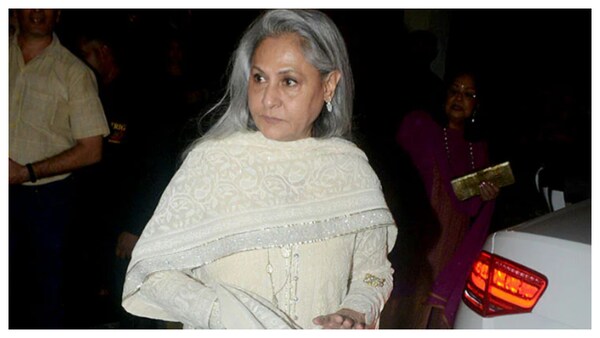 'Aise logon ko naukri se nikaal deni chahiye', says Jaya Bachchan as she scolds a man, netizens call her 'hitler didi'