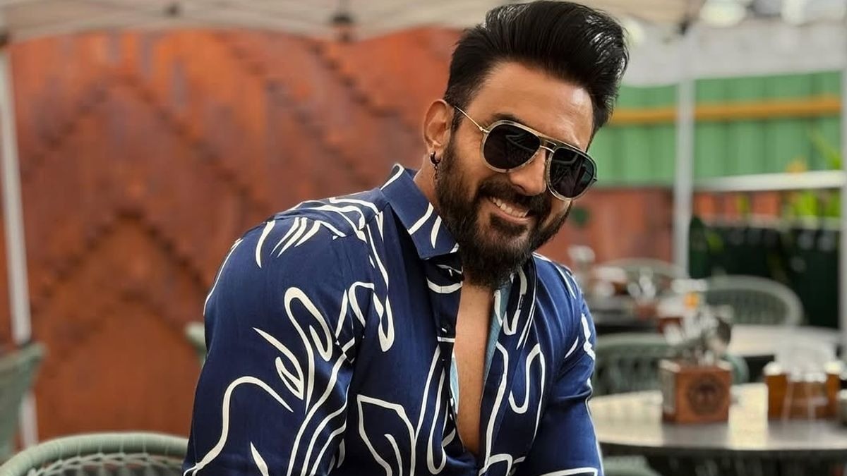 Siya Ke Ram fame J Karthik announces new Hindi film; collaborates with director Hardik Gajjar again