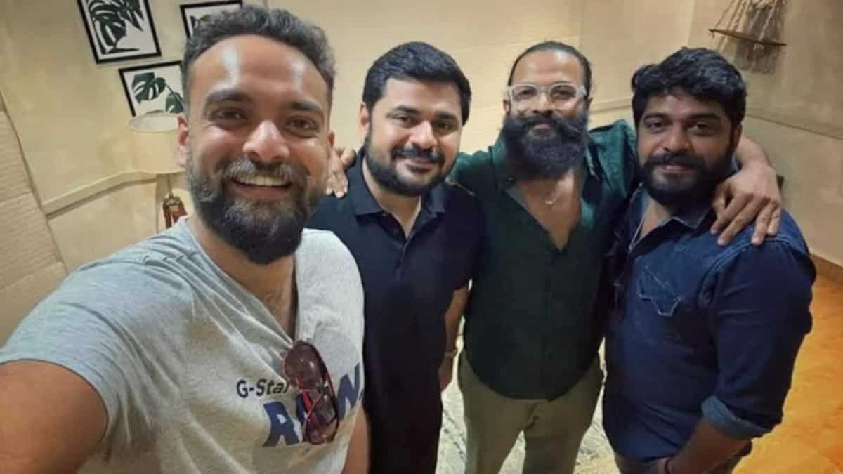 Thallumaala fame actor Austin Dan Thomas to direct Jayasurya’s next