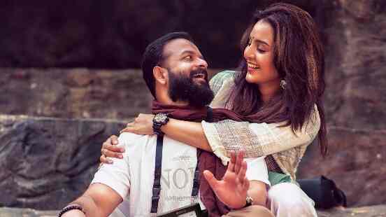 Exclusive! Jayasurya: If you give Manju Warrier clay, she will make a sculpture out of it