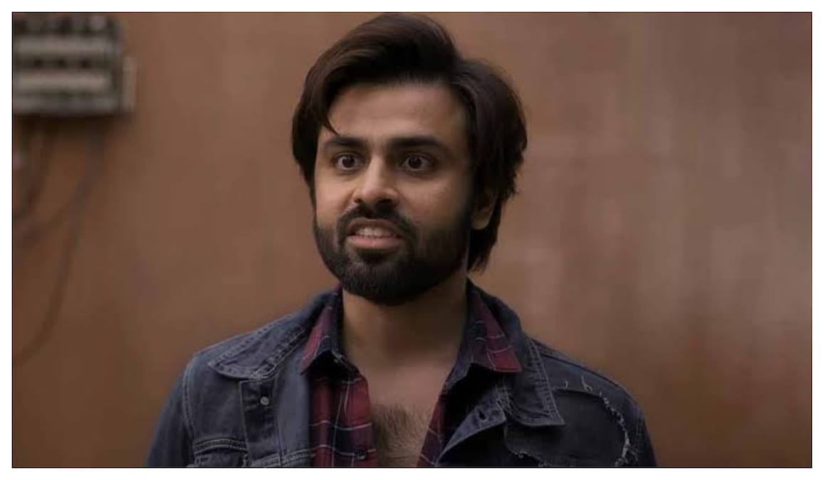 Saurabh Shukla-directed Dry Day dropped on Prime Video on December 23 and the critics and netizens have a lot to say about it. Though some viewers and many critics found the film sanctimonious and ‘dry’, a majority of the viewers really enjoyed the simple yet poignant flick. Dry Day satirizes the