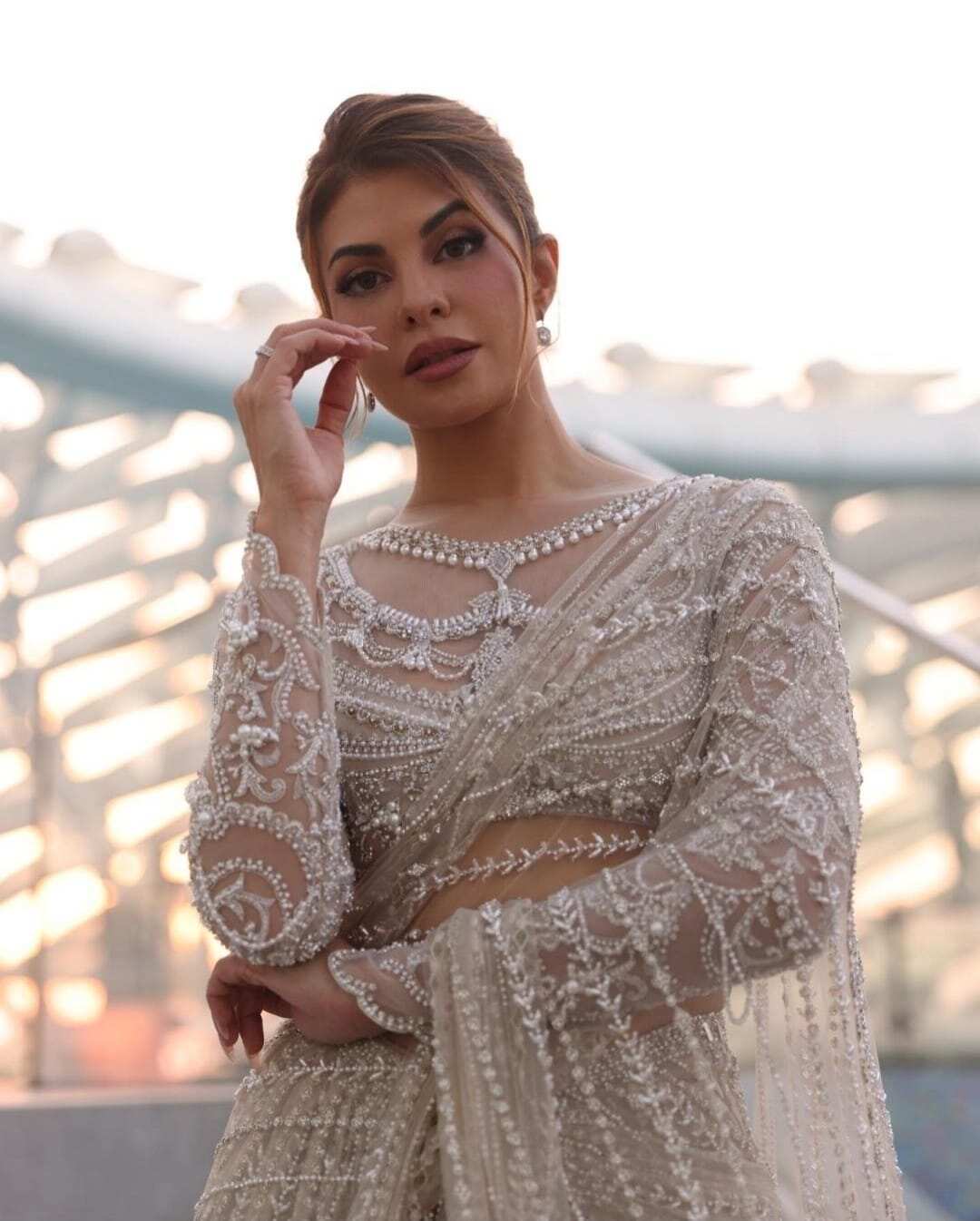Jacqueline Fernandez looks like a goddess in a pearl white saree