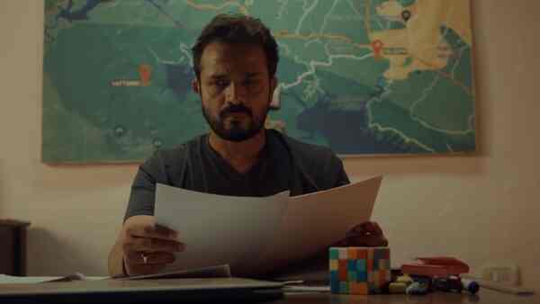 Jog 101 movie review: Vijay Raghavendra’s quest to find a missing friend is a borefest