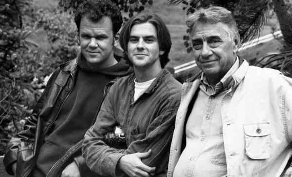 John C. Reilly (L) with Paul Thomas Anderson and Philip Baker Hall