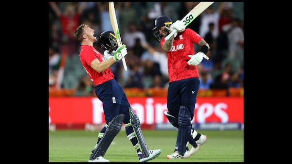Jos Buttler and Alex Hales bamboozle India