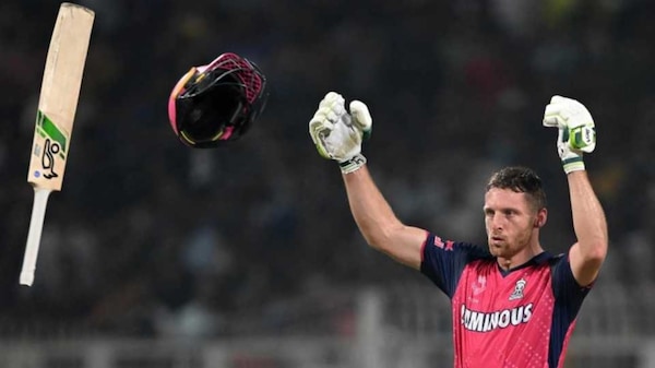 Jos Buttler hit 45 sixes in IPL 2022.