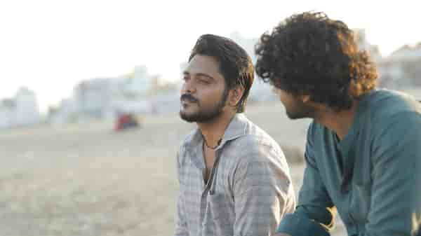 Kalesh Ramanand and Pranav Mohanlal in a still from Hridayam