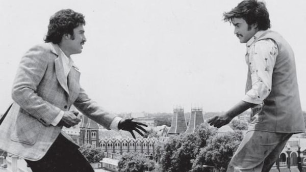 Kamal Haasan and Rajinikanth in Aadu Puli Attam.