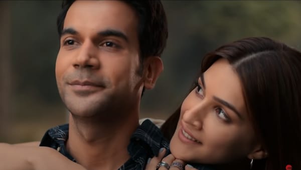 Hum Do Hamare Do song Kamli: Rajkummar Rao and Kriti Sanon fall in love in this out and out romantic track