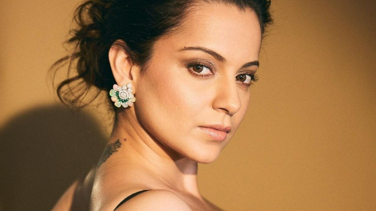 Emergency Kangana Ranaut Pens Poetic Note On How She Loses Her Identity When Working On A Film 