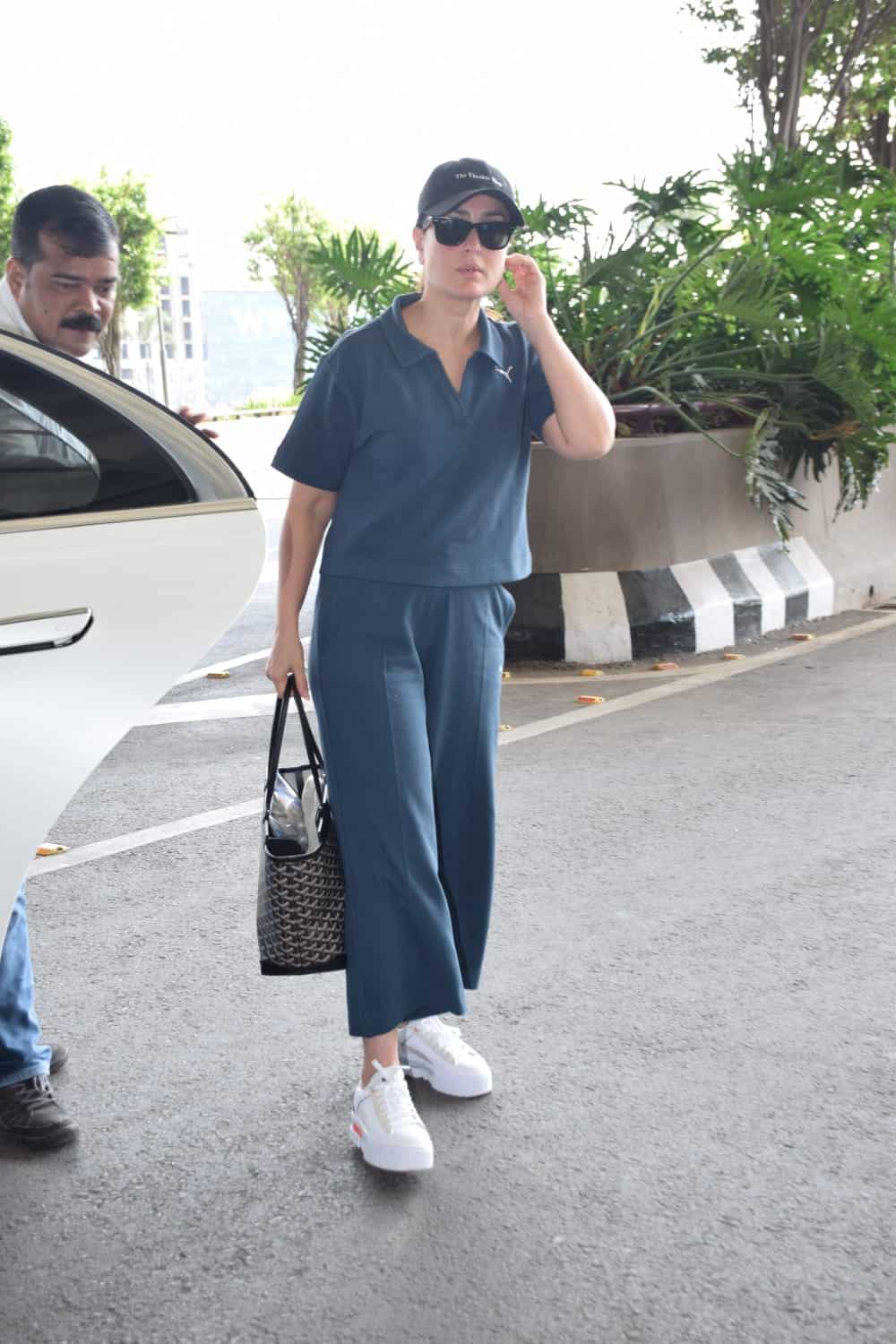 Kareena Kapoor Khan keeps fashion on point!