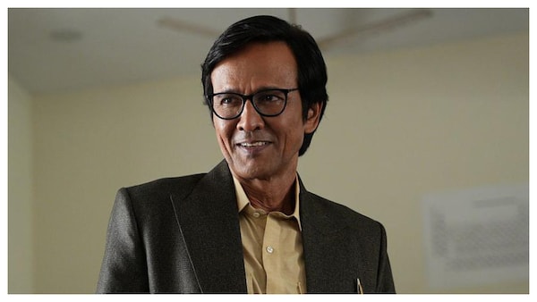 Murshid actor Kay Kay Menon reveals why Shekhar Home's comparisons with Sherlock Holmes 'do not' bother him!