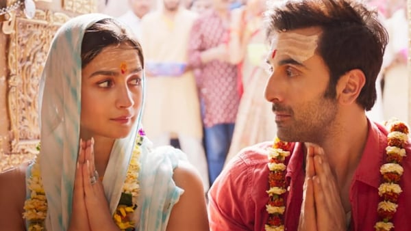 After Ranbir Kapoor, Brahmastra director Ayan Mukerj reacts to Kesariya’s ‘love storiyan’ criticisms