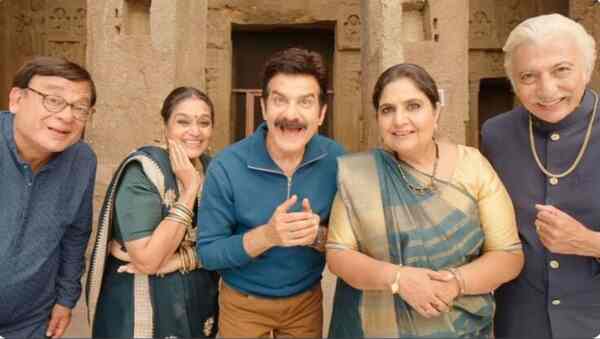 Khichdi 2 Twitter review: Netizens call it 'laughter therapy'; others claim it's a 'one-time watch'