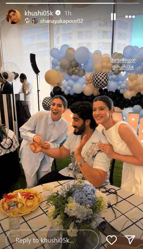 Khushi Kapoor, Arjun Kapoor and Shanaya Kapoor