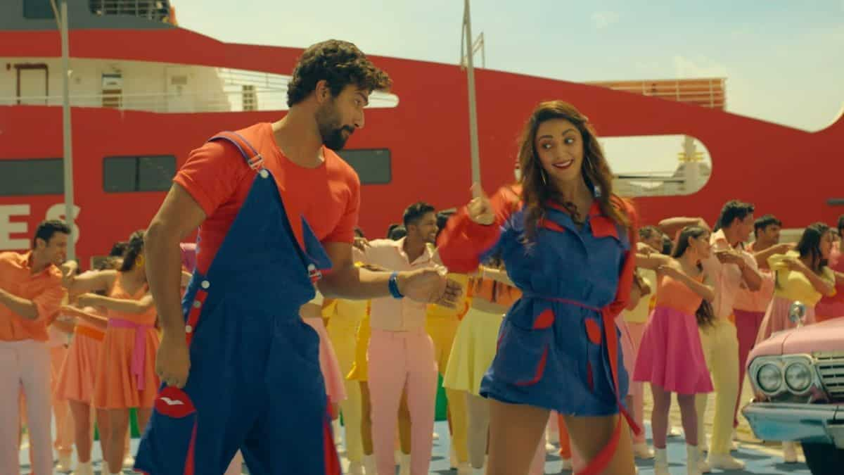 Govinda Naam Mera song Pappi Jhappi Kiara Advani Vicky Kaushal s happy track is adorable and innocent