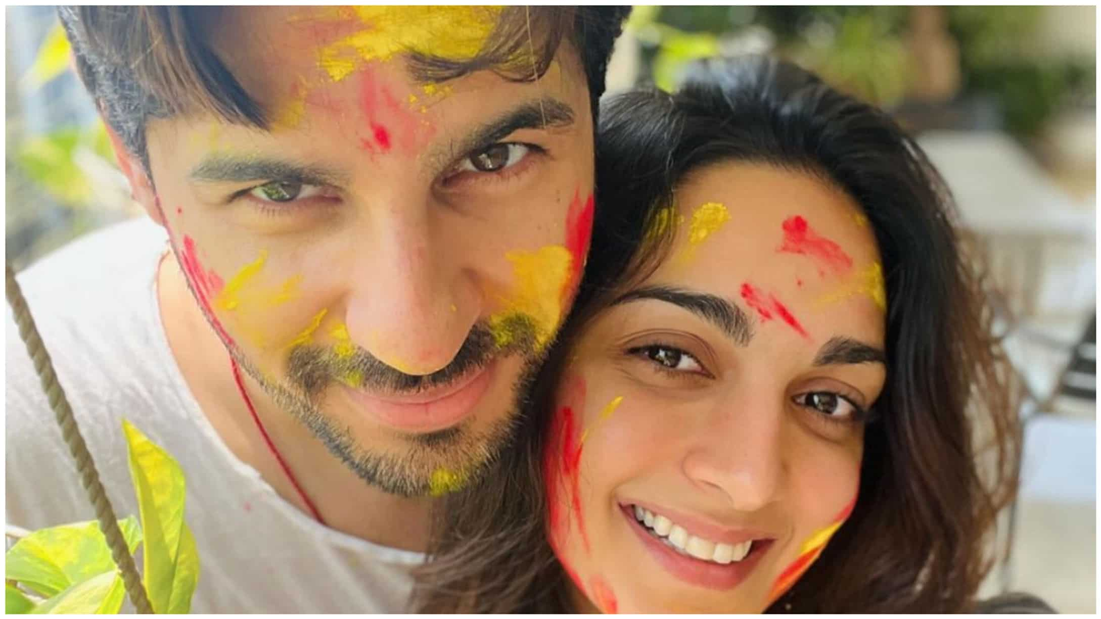 Sidharth Malhotra, Kiara Advani splash colours of love on each other ...