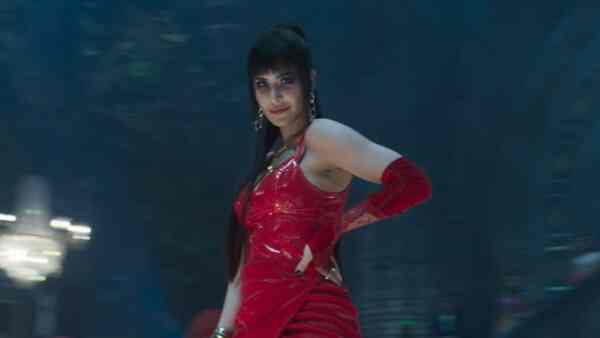 Phone Bhoot song Kinna Sona Twitter reactions: Netizens go gaga over Katrina Kaif’s groovy moves