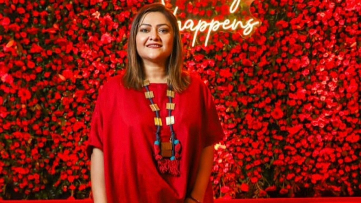 Pradhan shooting: Koneenica Banerjee gets time for reunion with old friends