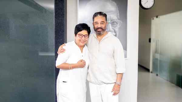 Kovai Sarala and Kamal Haasan