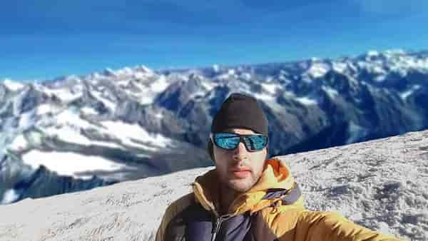 Kovid at a summit