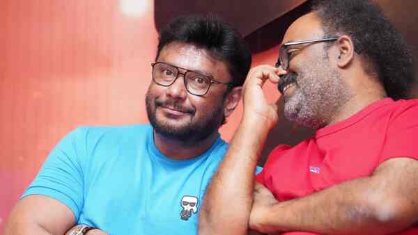 Darshan and V Harikrishna at the press meet