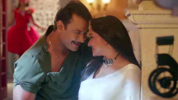 Kranti: Fans are loving the chemistry between Darshan and Rachita Ram in the romantic number, Bombe Bombe