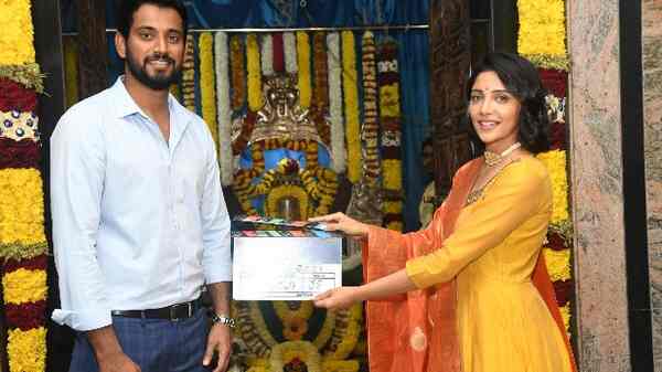 Milana Nagaraj sounds first clap for Darling Krishna’s film with Rachita Ram, Love Me or Hate Me