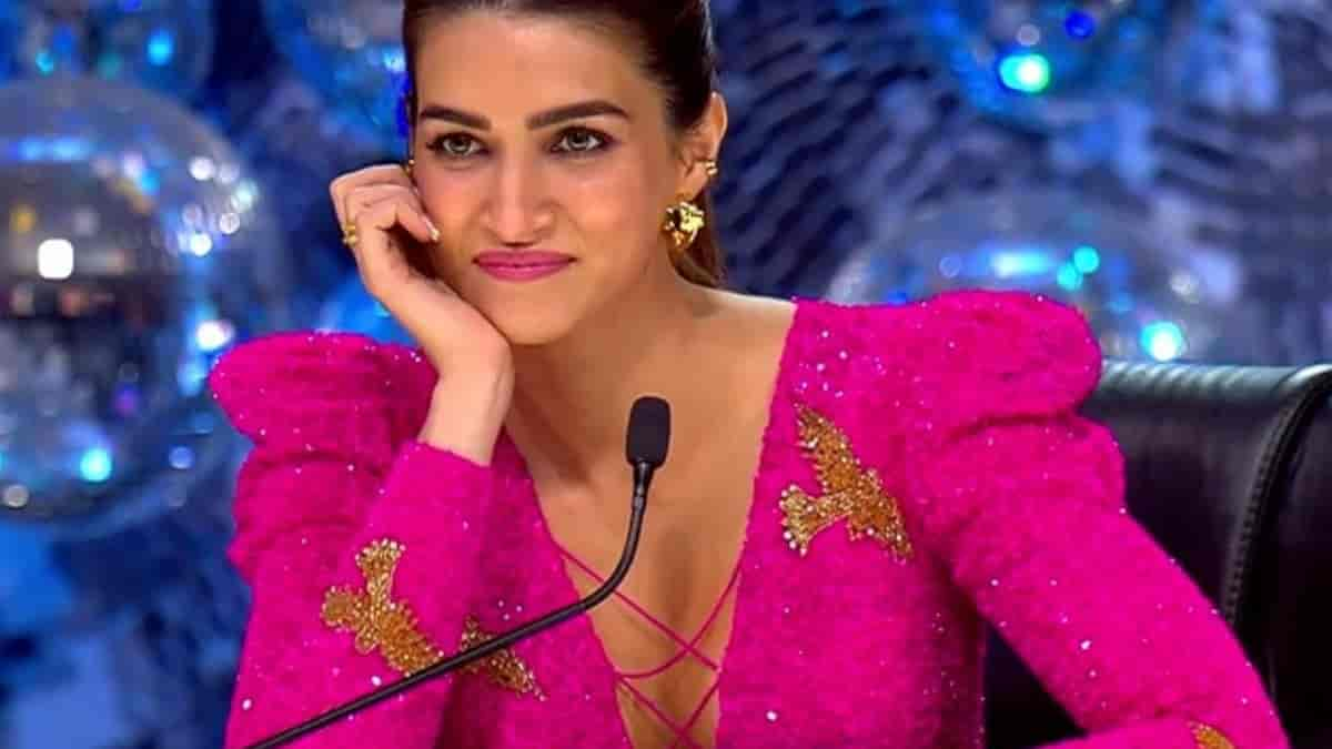 Bigg Boss 16 meets Jhalak Dikhhla Jaa grand finale: Varun Dhawan reveals Kriti Sanon has a crush, fans think it’s Prabhas