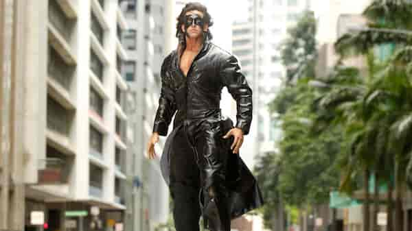 Krrish 4: Hrithik Roshan and Rakesh Roshan to start working on the superhero movie this year