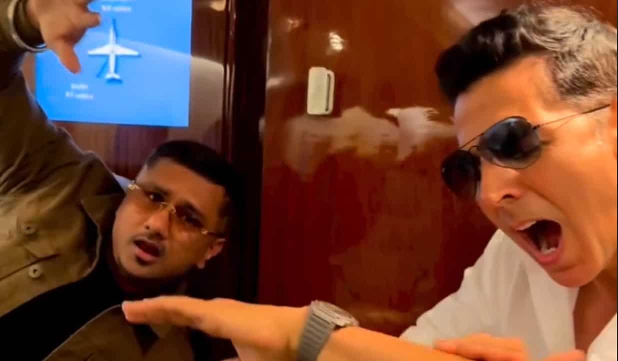 Selfiee Akshay Kumar And Honey Singh Present The On Air Version Of Kudi Chamkeeli Song Shot On 