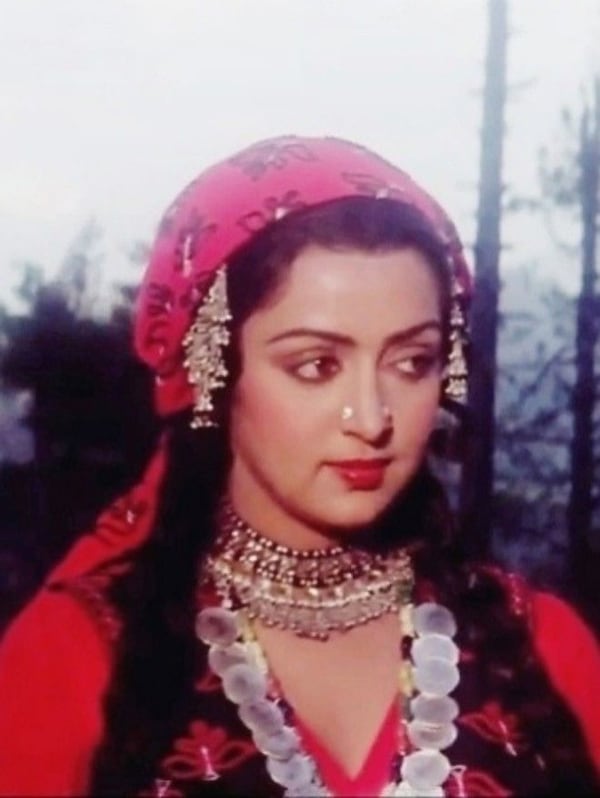 Hema Malini in Kudrat
