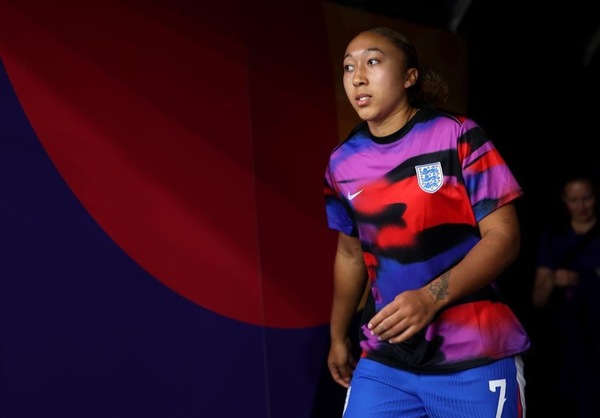 Lauren James during the warmups. Image | UEFA