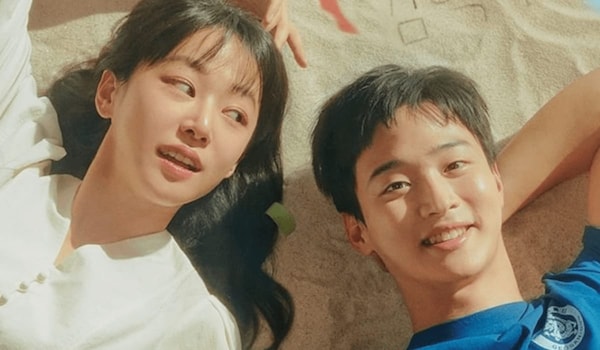 Like Flowers in Sand Episode 9,10 Review – Drama inches to predictable ending with a sliver of romance and mystery