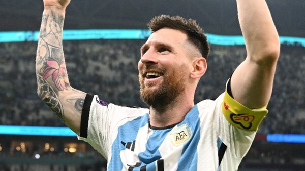 'He is playing like it is now or never': Wayne Rooney on Argentina's Lionel Messi playing his last World Cup