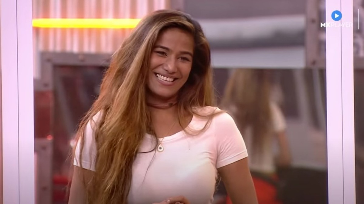 Lock Upp: Poonam Pandey becomes most liked contestant on Kangana Ranaut’s show, Azma Fallah calls her ‘hotness ka tadka’