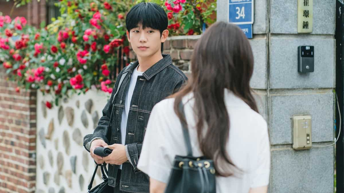 https://www.mobilemasala.com/movies/Love-Next-Door-episode-10-preview-Jung-Hae-ins-Seung-hyo-regrets-missing-signs-when-Jung-So-mins-Seok-ryu-asked-for-help-i299642