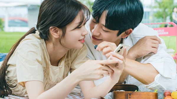 Love Next Door episode 13 preview: Jung Hae-in's Seung-hyo and Jung So-min's Seok-ryu to be married? Their parents suggest so