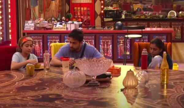 Bigg Boss 16 October 20, 2022 Highlights: Manya gossips about Sumbul, Shalin, Tina's 'love triangle'