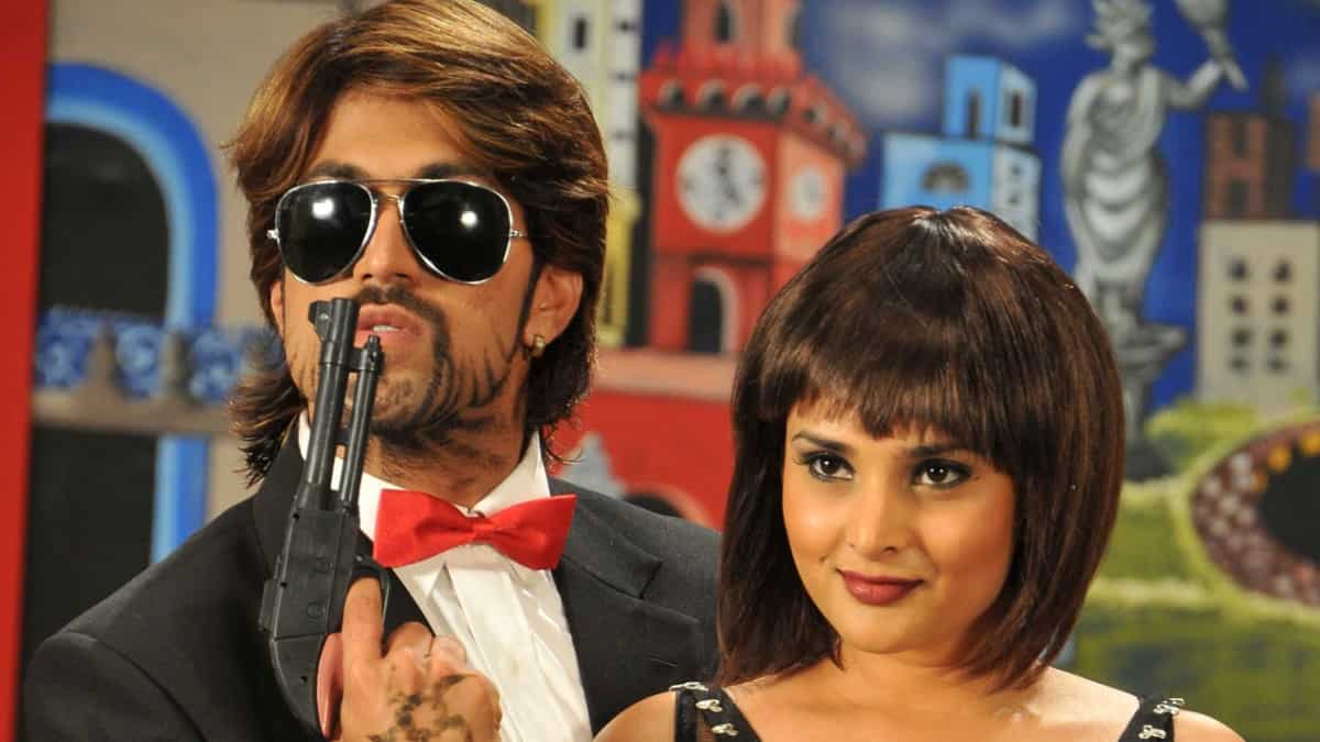 https://www.mobilemasala.com/film-gossip/Bagheera-maker-Dr-Suri-After-Lucky-I-was-to-do-another-film-with-Yash-but-i311189