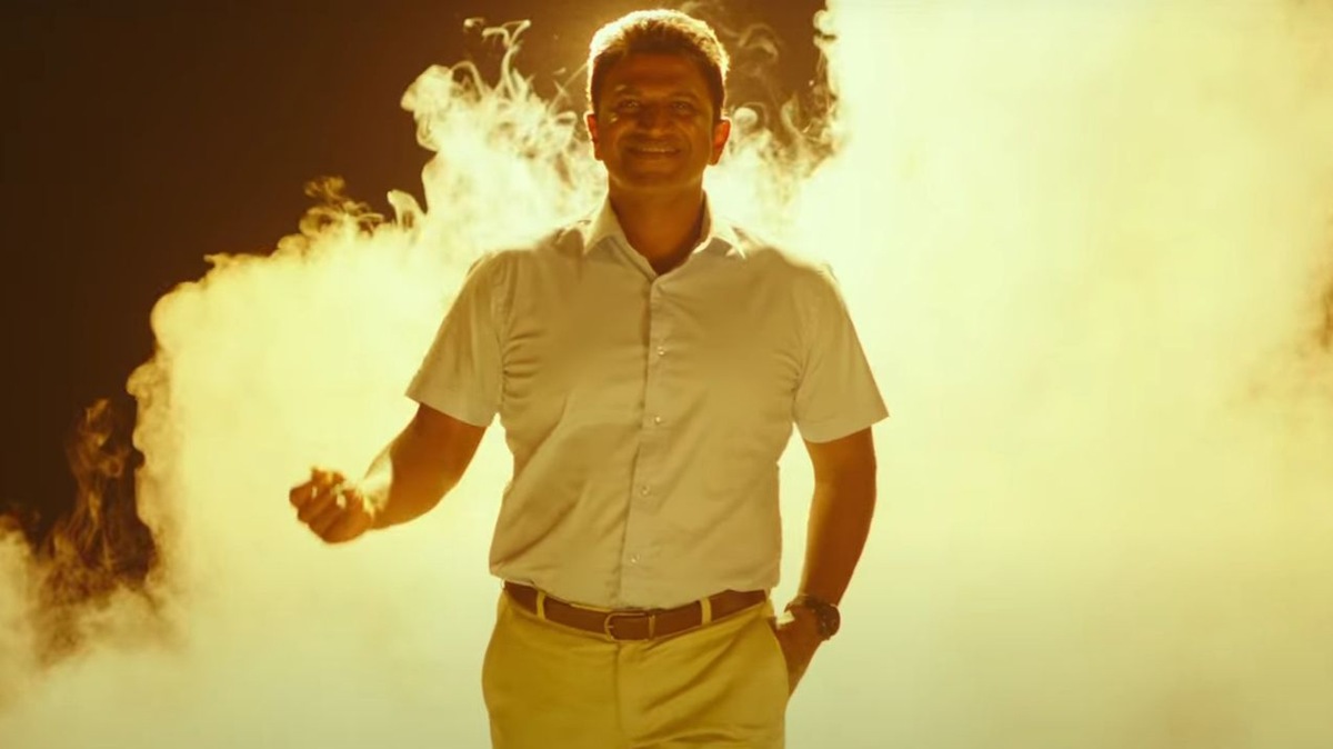 Lucky Man Twitter review: Fans are loving Puneeth Rajkumar’s god avatar