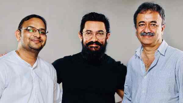 Aamir Khan, Rajkumar Hirani and Mahaveer Jain to launch new film shooting policy in Kashmir