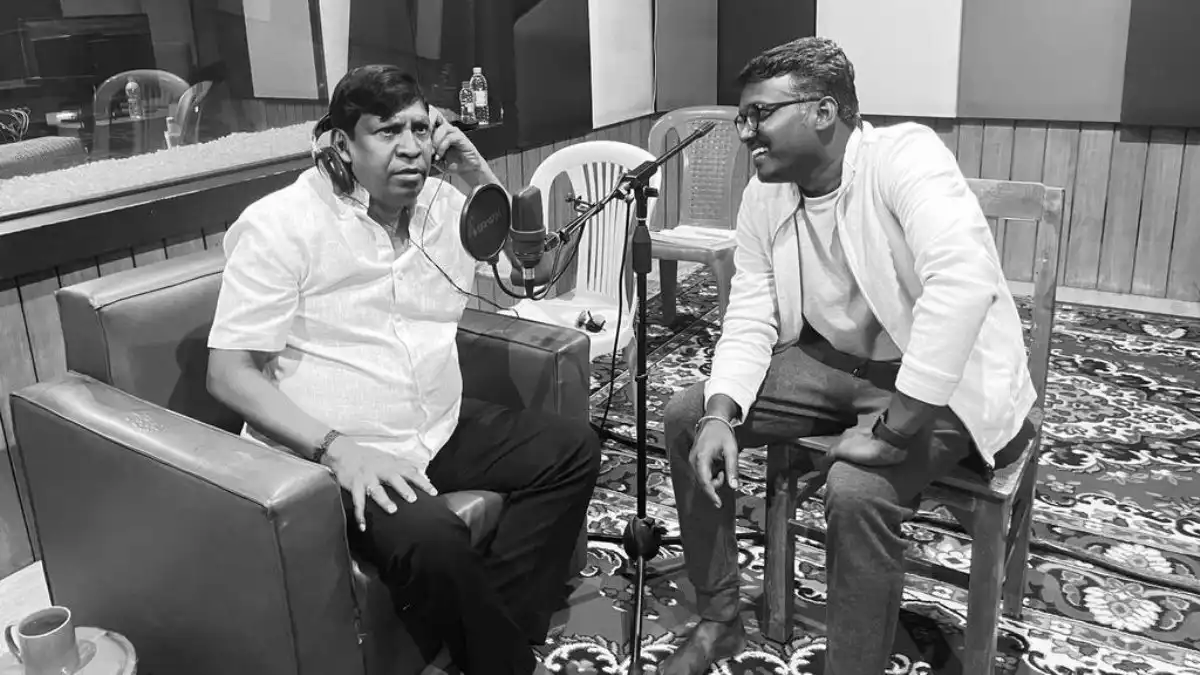 Maamannan: Makers reveal pics of Vadivelu and Mari Selvaraj from dubbing session, leave cinephiles elated