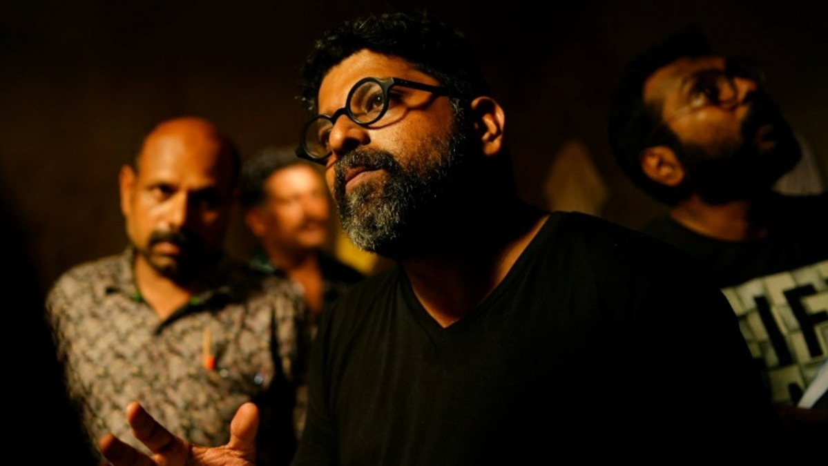 Malik director Mahesh Narayanan set for his Bollywood debut with Phantom Hospital