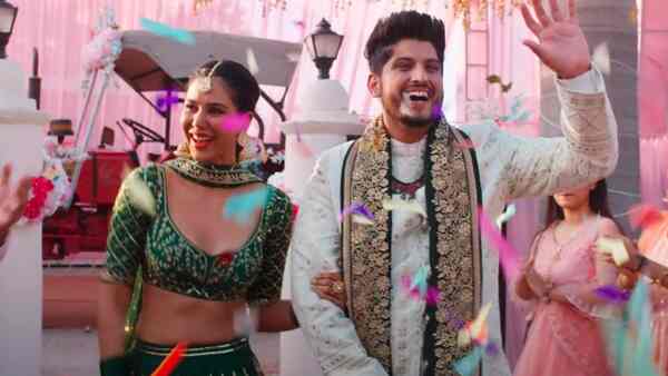 Main Viyah Nahi Karona Tere Naal review: Sonam Bajwa, Gurnaam Bhullar make you fall in love via their Punjabi film