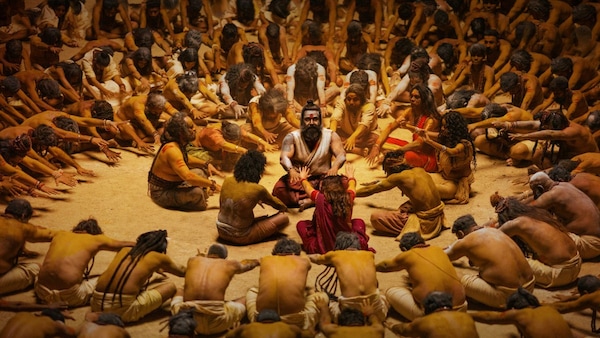 Malaikottai Vaaliban - Mohanlal heightens anticipation with grand new poster