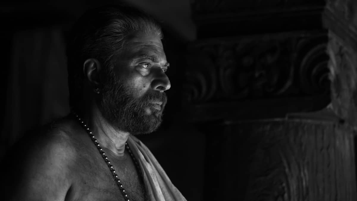 https://www.mobilemasala.com/movies/Bramayugam-Mammoottys-character-has-no-connection-with-Kadamattathu-Kathanar-story-reveals-Rahul-Sadasivan-i213531